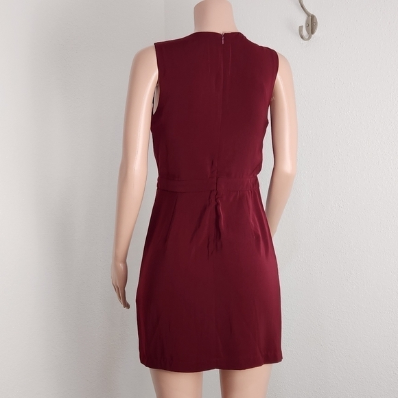 FOREIGN Exchange Wrap Style Sheath Dress Size: M - Picture 5 of 9